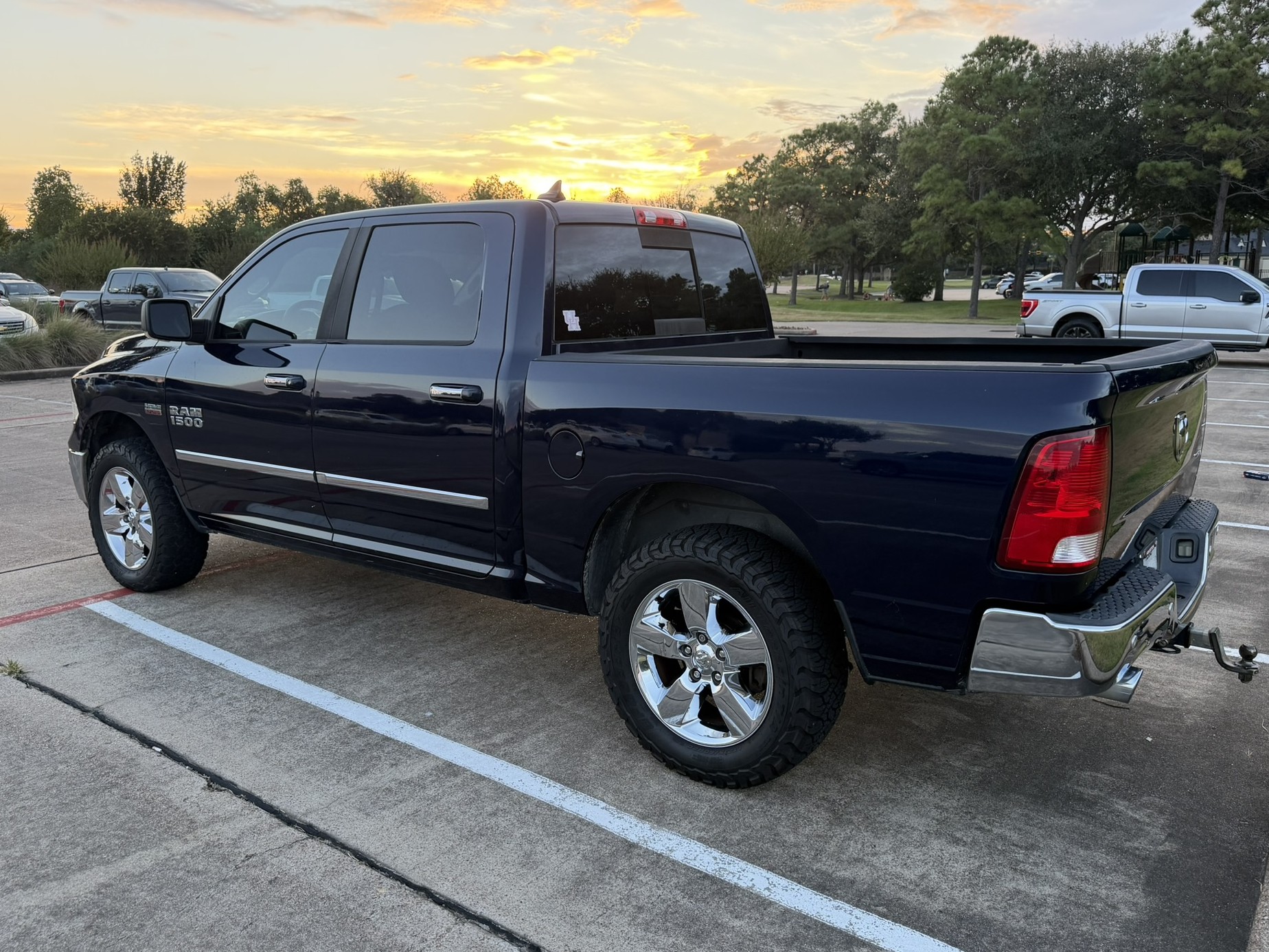 Used 2016 RAM 1500 Lone Star RWD image 13