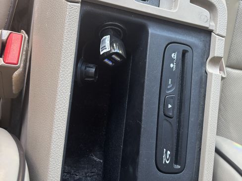 Used 2015 Jeep Grand Cherokee Overland w/ Advanced Technology Group image 15