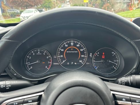 Used 2019 MAZDA MAZDA3 Sedan image 9