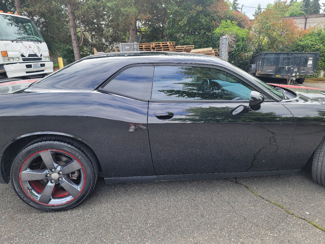 Used 2013 Dodge Challenger SXT RWD image 6