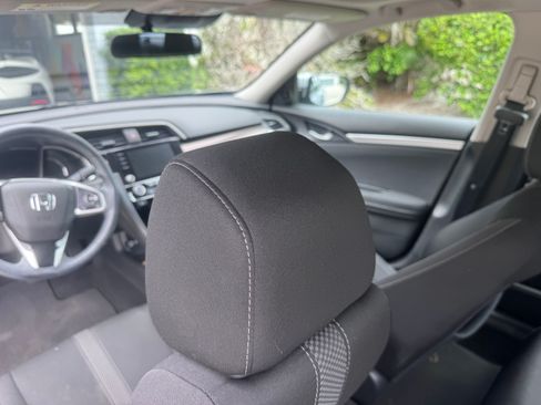 Used 2020 Honda Civic EX image 17