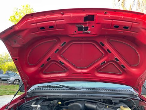 Used 2003 Ford F250 XL image 11