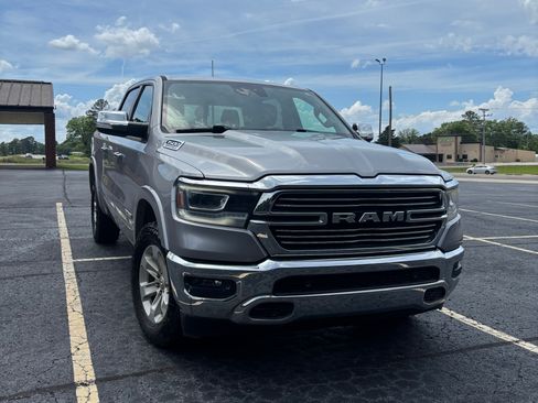 Used 2021 RAM 1500 Laramie AWD/4WD image 1