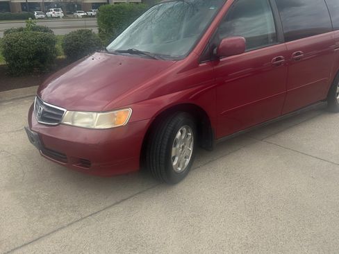 Used 2002 Honda Odyssey EX image 2