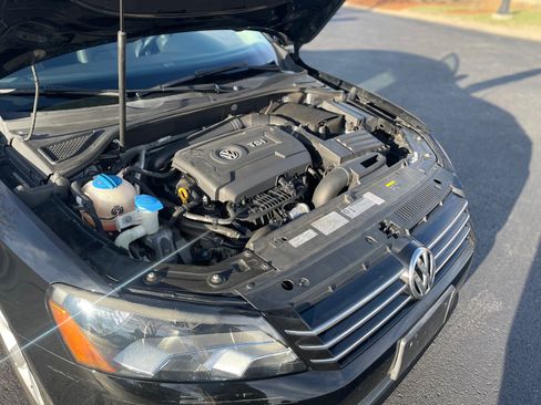 Used 2015 Volkswagen Passat 1.8T Limited Edition image 26