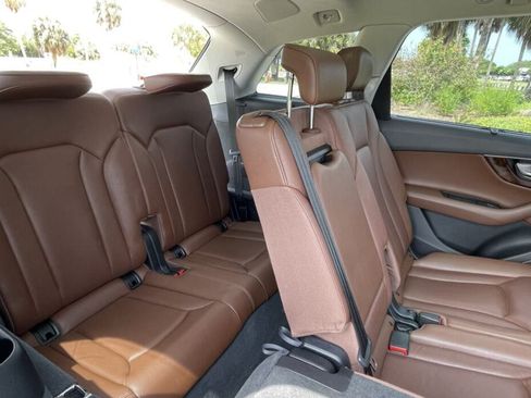 Used 2018 Audi Q7 3.0T Prestige image 17