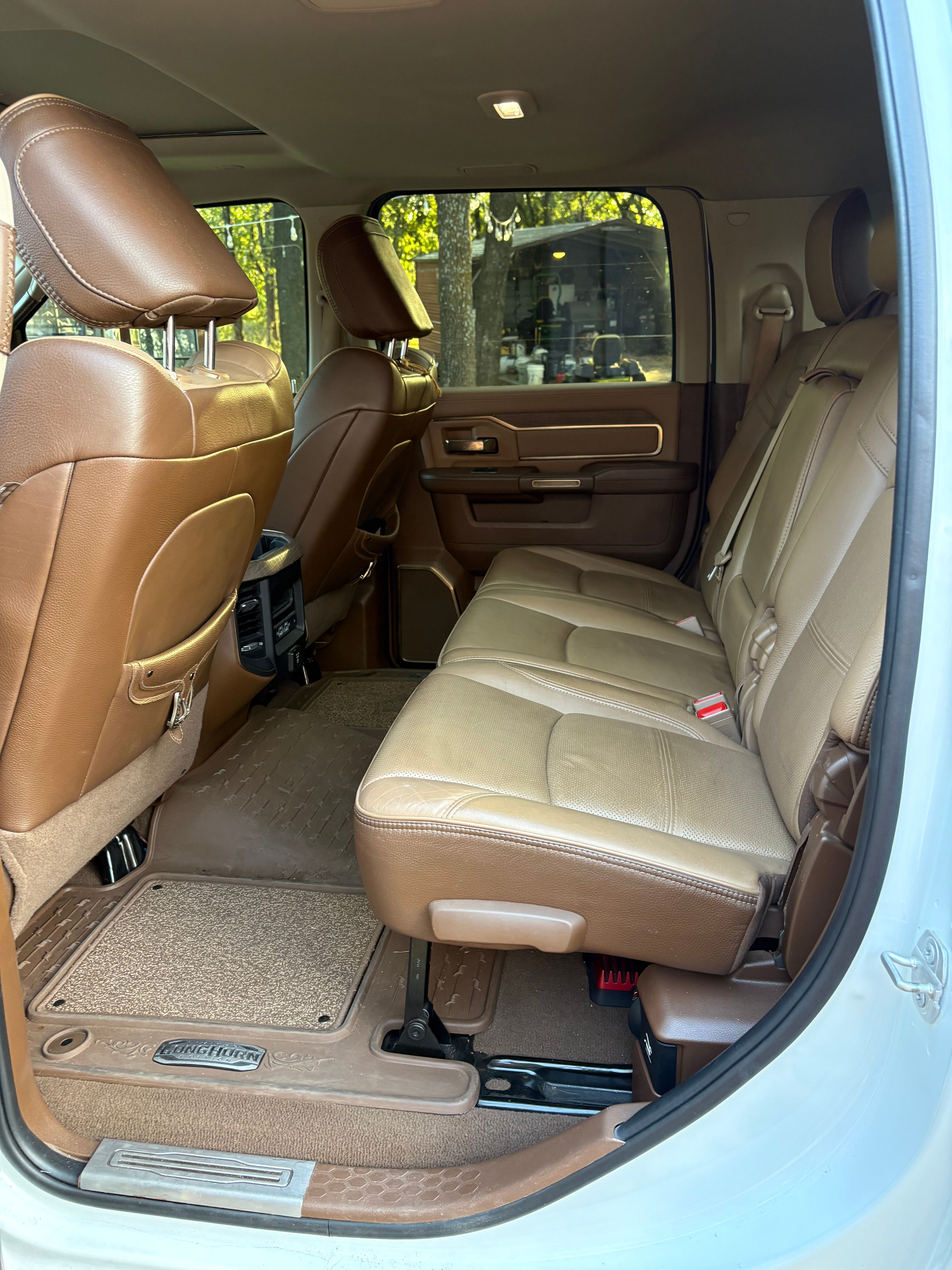 Used 2022 RAM 3500 Limited AWD/4WD image 11
