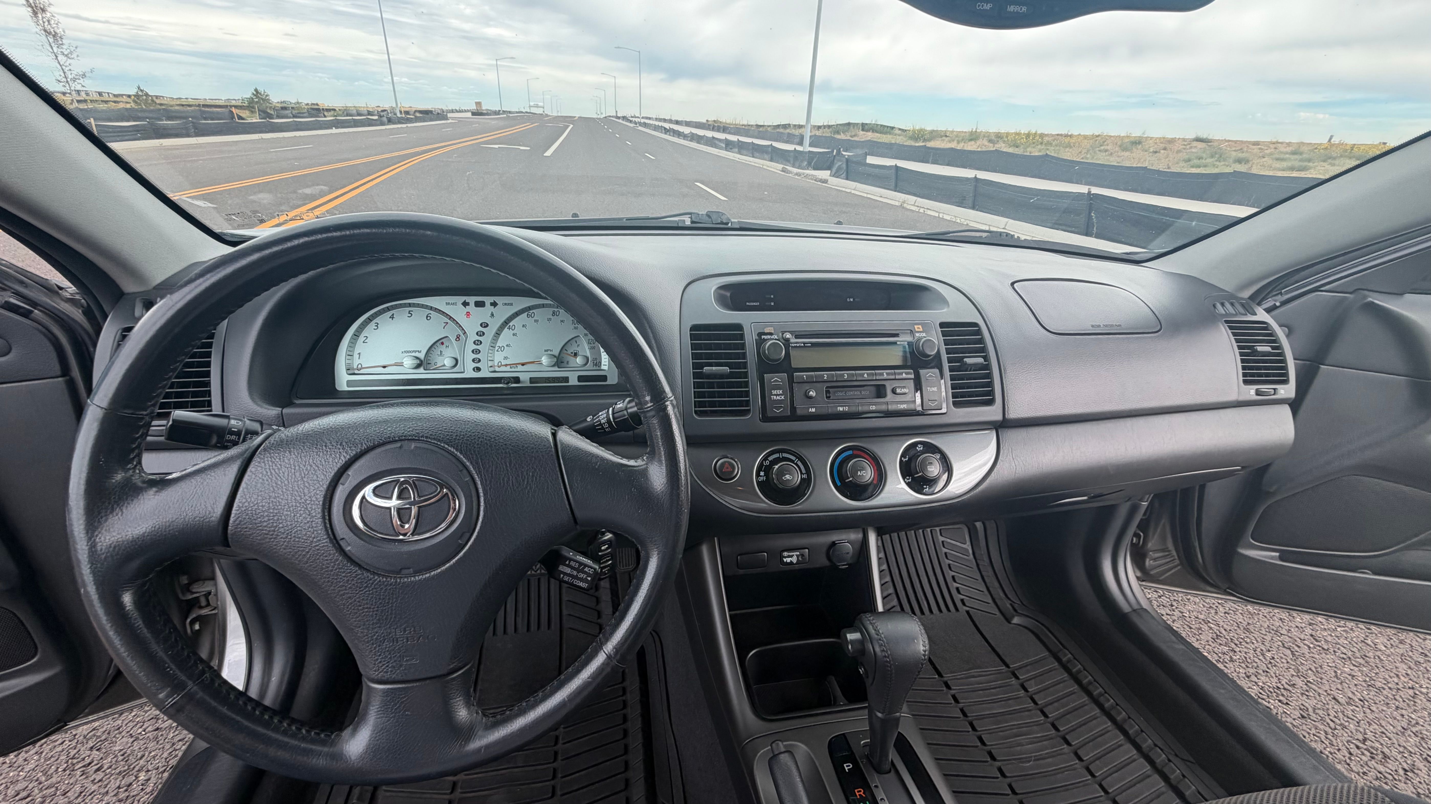 Used 2002 Toyota Camry SE FWD image 11