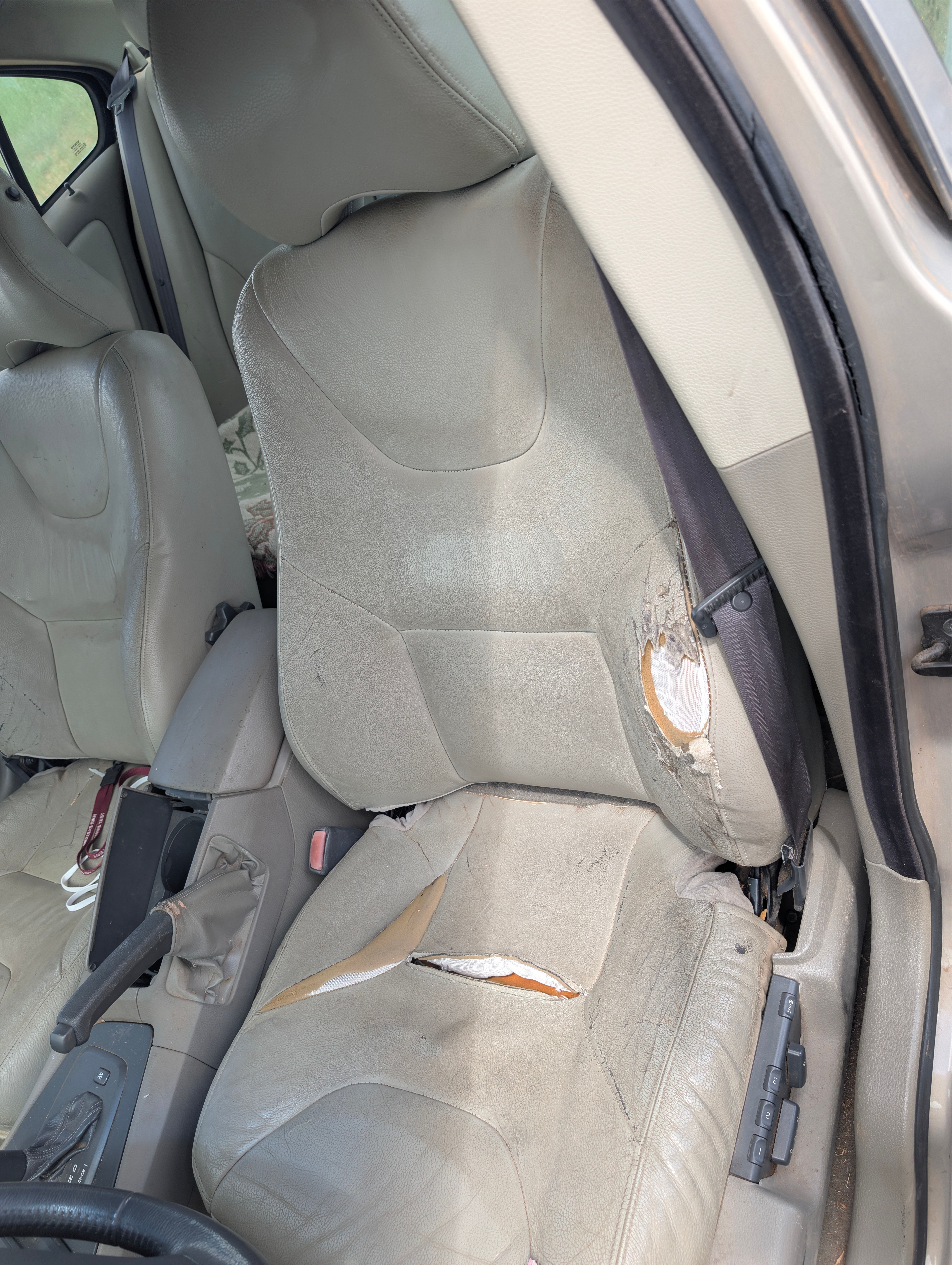 Used 2001 Volvo S60 2.4T FWD image 10