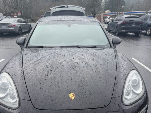 Used 2012 Porsche Cayenne S image 9