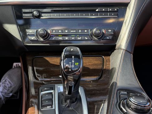 Used 2014 BMW 640i Convertible w/ M Sport Edition RWD image 13