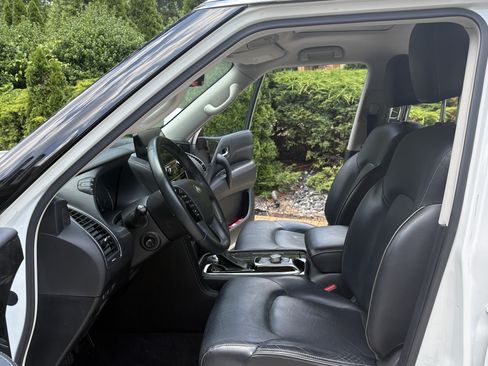 Used 2022 INFINITI QX80 Luxe w/ Cargo Package RWD image 12