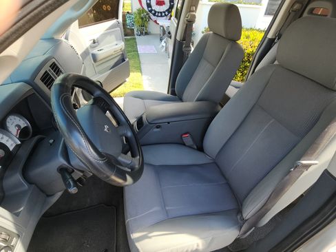 Used 2006 Dodge Dakota SLT image 9