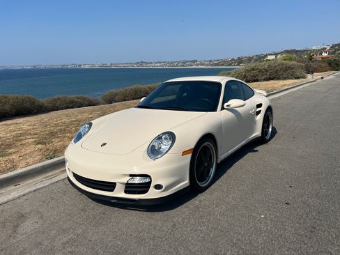 Used 2009 Porsche 911 Turbo image 4