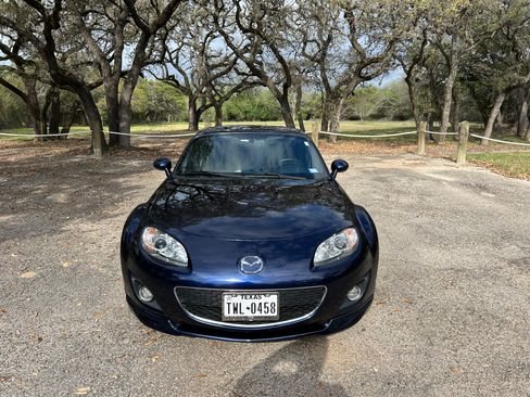 Used 2011 MAZDA MX-5 Miata Grand Touring w/ Premium Pkg image 21