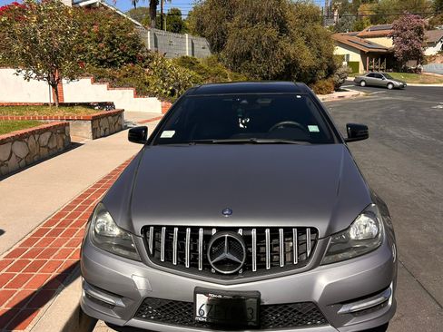 Used 2013 Mercedes-Benz C 250 Coupe image 4