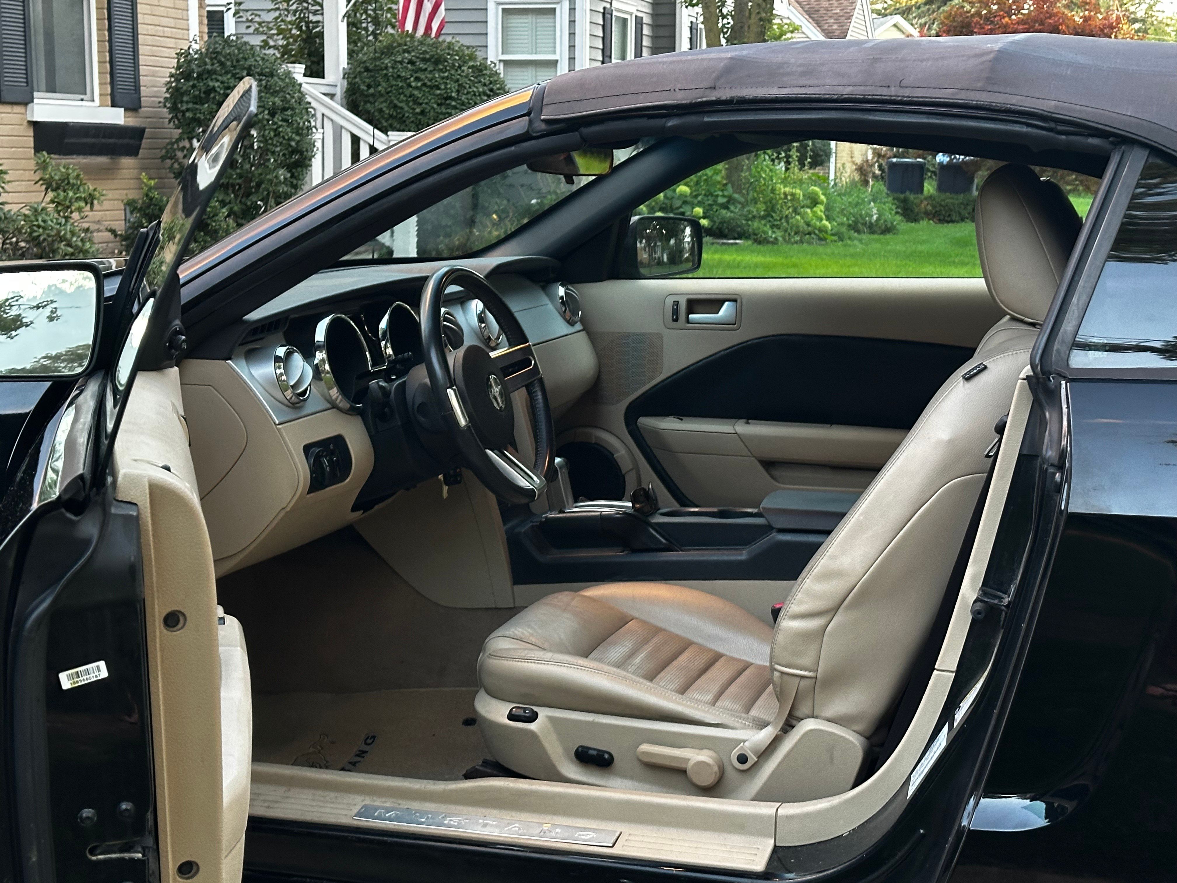 Used 2006 Ford Mustang GT Premium RWD image 10