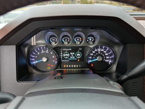 Used 2011 Ford F250 King Ranch w/ FX4 Off Road Pkg image 25