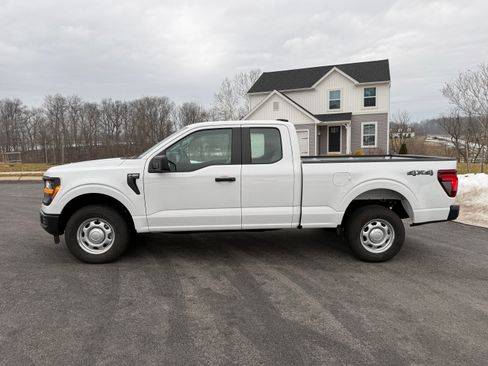Used 2024 Ford F150 XL image 2
