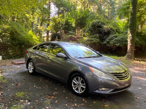 Used 2013 Hyundai Sonata GLS w/ Popular Equipment Pkg FWD image 32