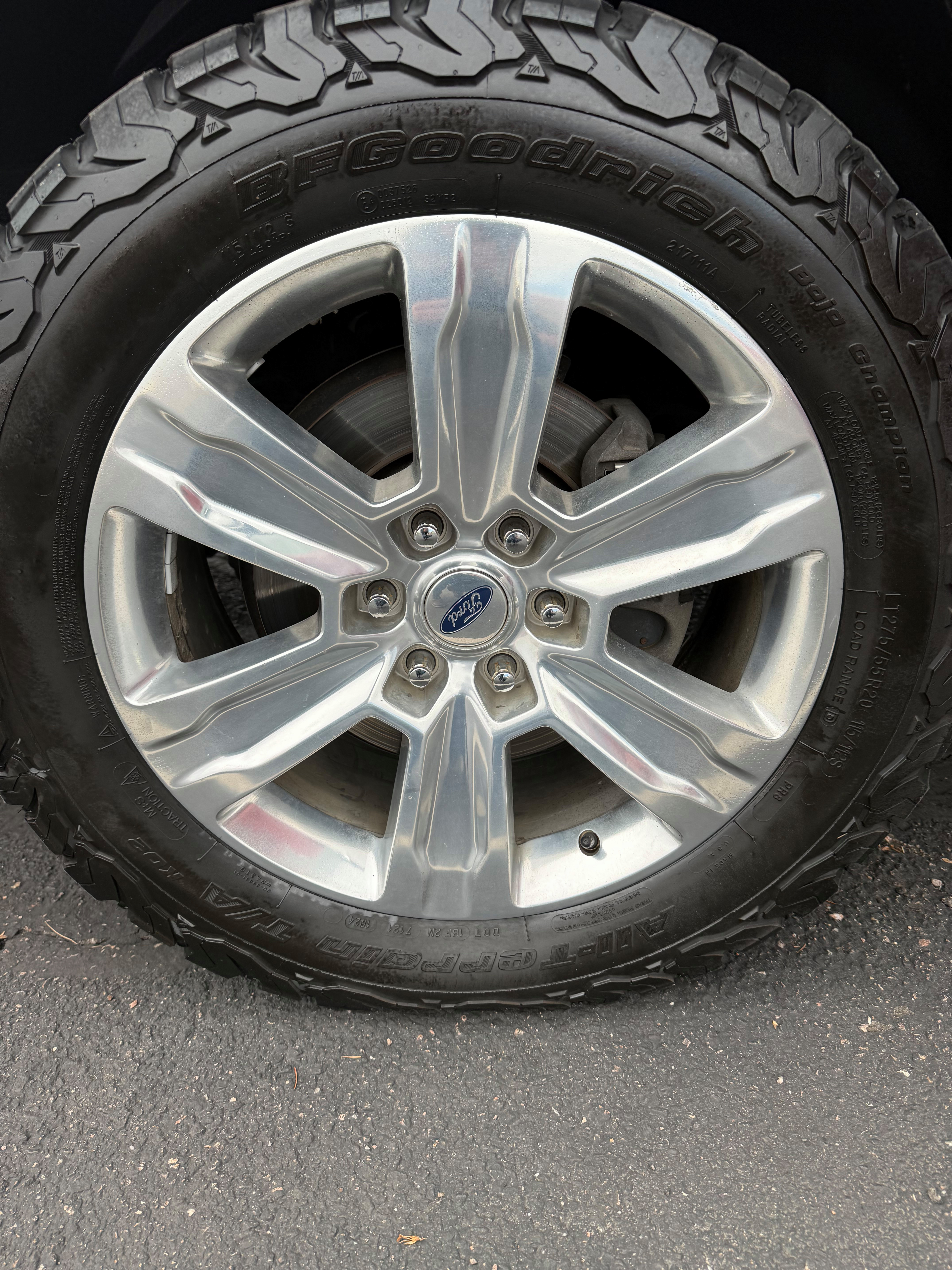 Used 2015 Ford F150 Platinum w/ Technology Package AWD/4WD image 22