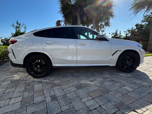 Used 2020 BMW X6 M50i w/ Premium Package image 5