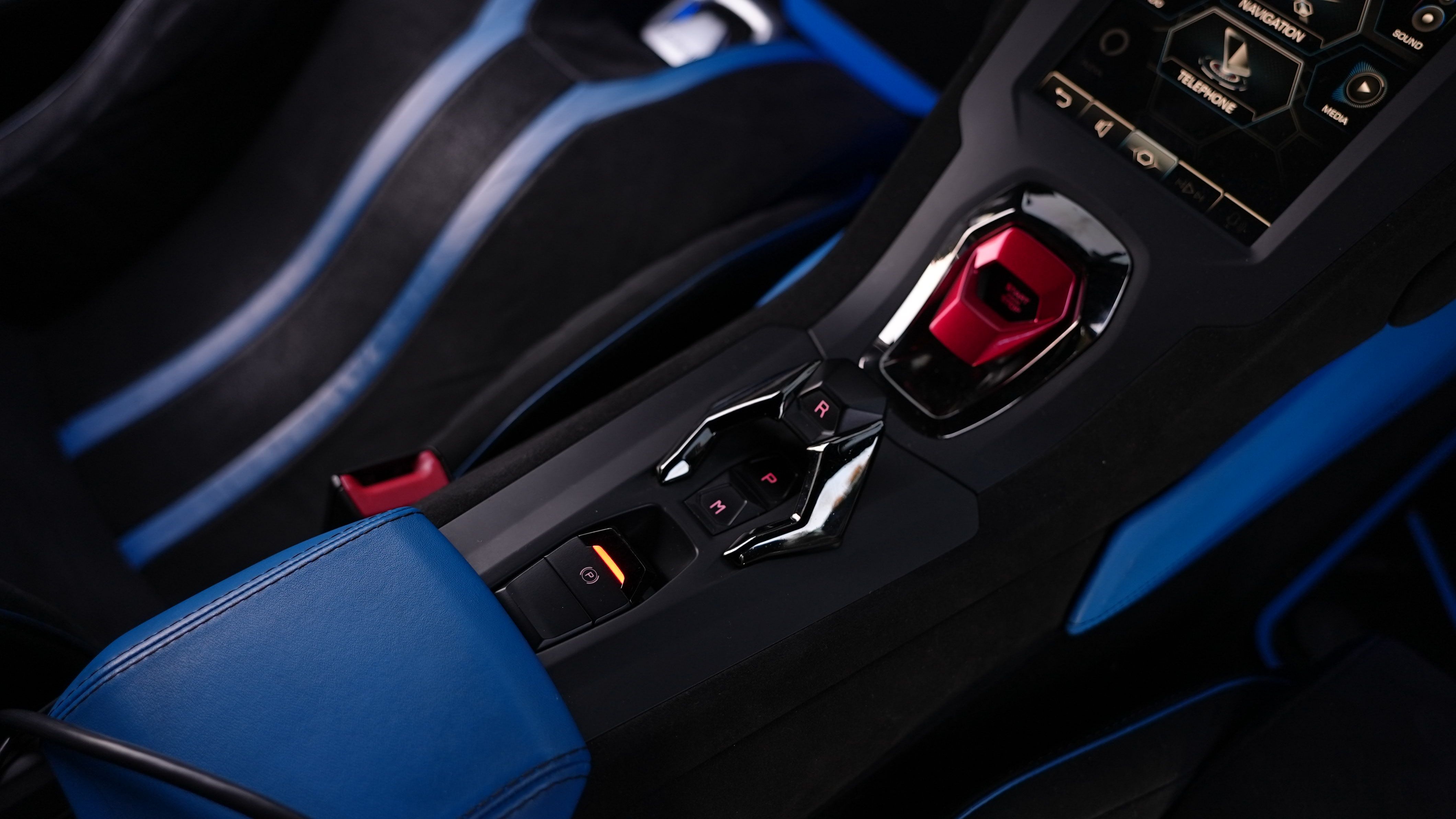 Used 2022 Lamborghini Huracan STO RWD image 28