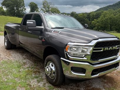 Used 2024 RAM 3500 Tradesman w/ Chrome Appearance Group