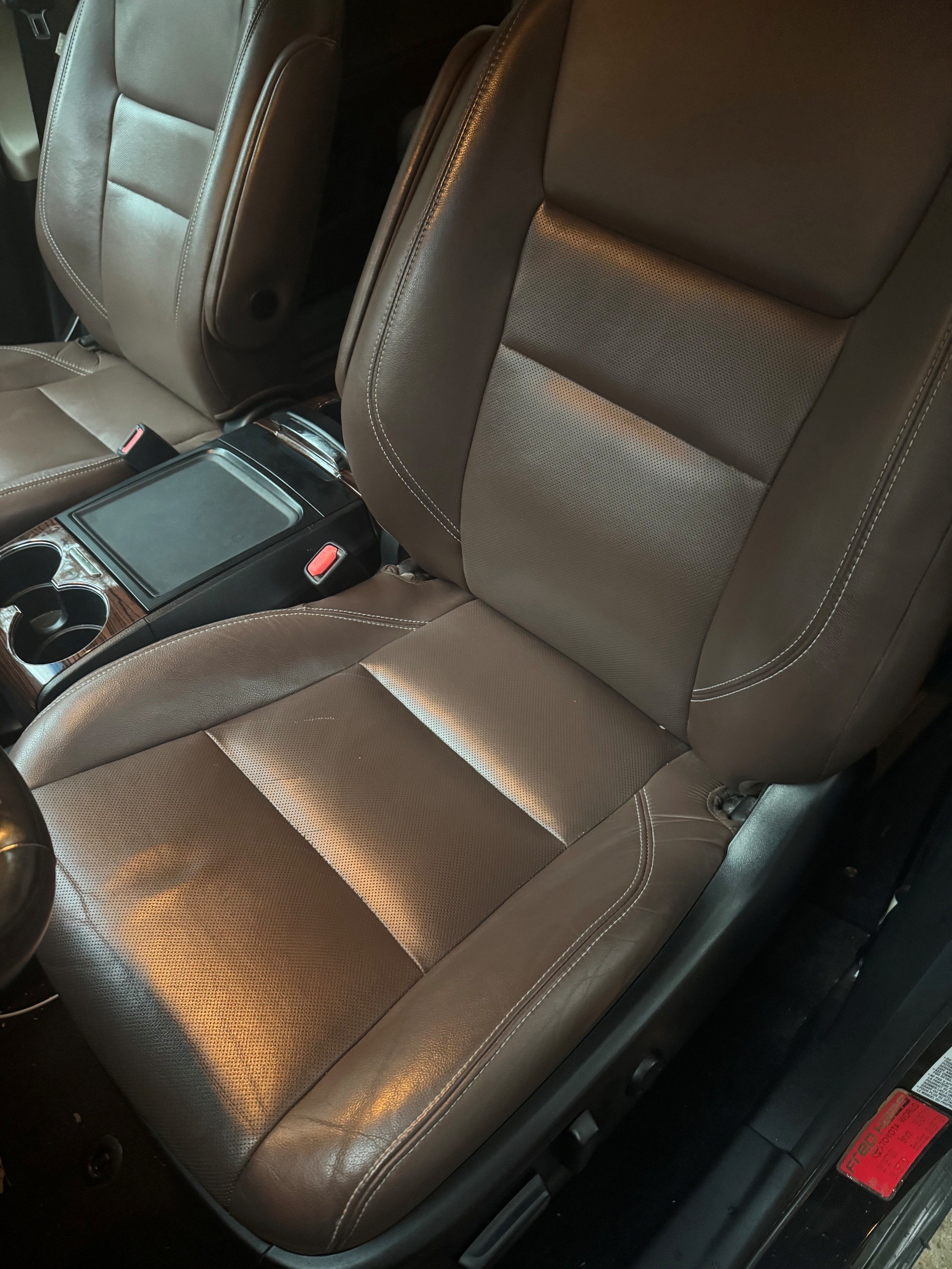 Used 2015 Toyota Sienna Limited Premium FWD image 10