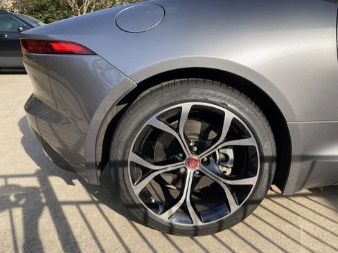 Used 2021 Jaguar F-TYPE Convertible image 17