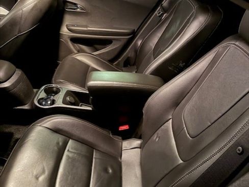 Used 2014 Chevrolet Volt Premium w/ Premium Trim Package image 9
