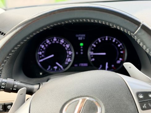 Used 2014 Lexus IS 250C w/ Navigation System Package RWD image 10