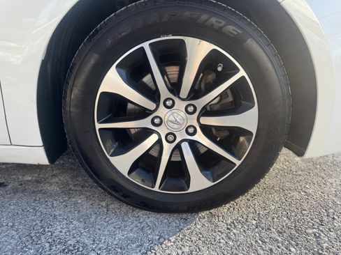 Used 2015 Acura TLX FWD image 21