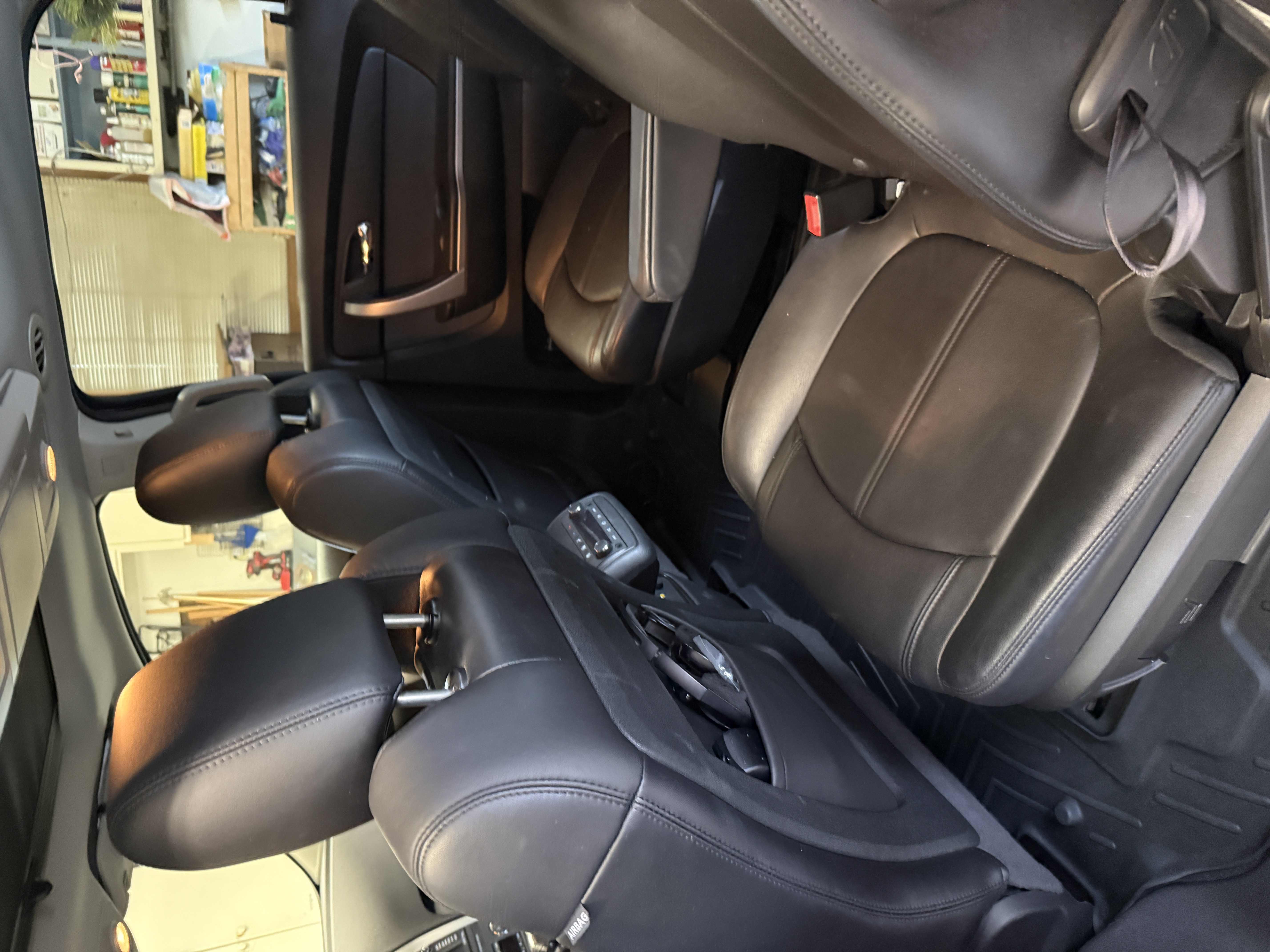 Used 2012 GMC Acadia SLT AWD/4WD image 8