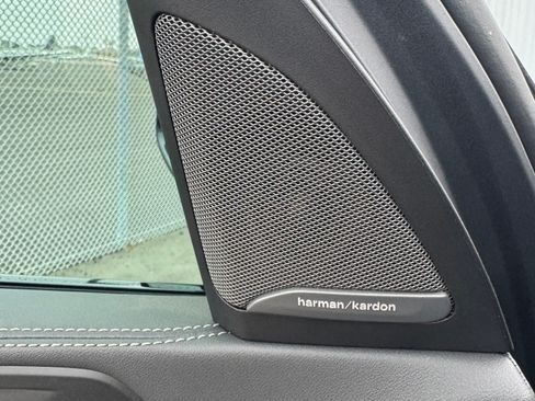 Used 2025 BMW X5 M60i w/ Climate Comfort Package image 15