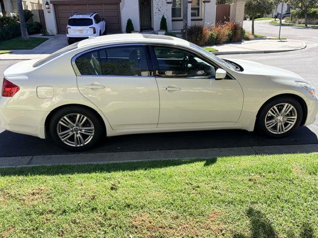 Used 2013 INFINITI G37 Journey w/ Premium Pkg RWD image 4