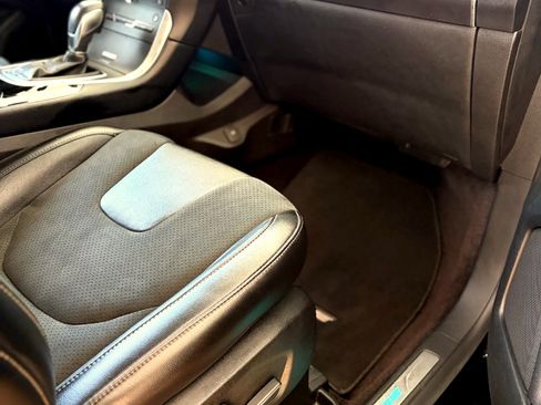 Used 2017 Ford Edge Sport image 11