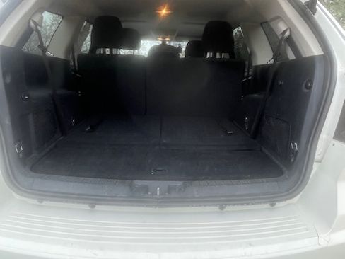 Used 2019 Dodge Journey SE image 16
