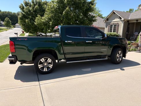 Used 2016 Chevrolet Colorado LT w/ Luxury Package, Chrome AWD/4WD image 5