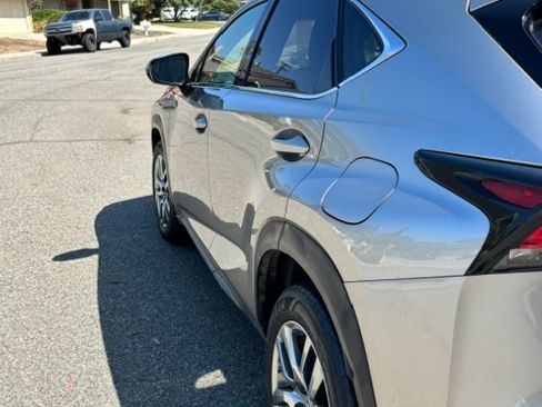 Used 2015 Lexus NX 200t FWD w/ Premium Package image 5