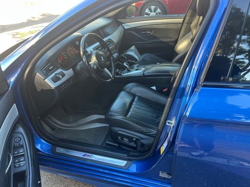 Used 2015 BMW M5 image 4