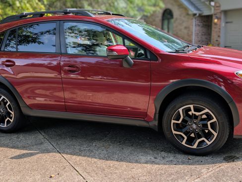 Used 2016 Subaru Crosstrek 2.0i Limited AWD/4WD image 2