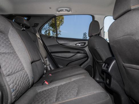 Used 2019 Chevrolet Equinox LT image 28