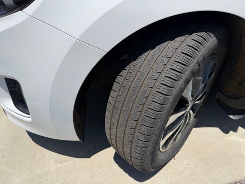 Used 2018 Kia Sedona SX FWD image 8