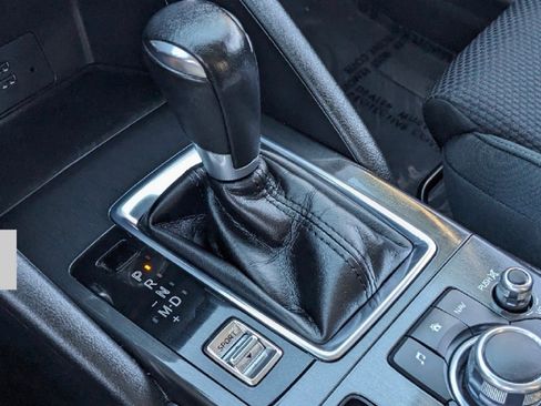 Used 2016 MAZDA CX-5 Touring image 1