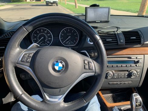 Used 2012 BMW 135i Convertible image 11