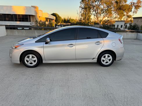 Used 2010 Toyota Prius Four image 14