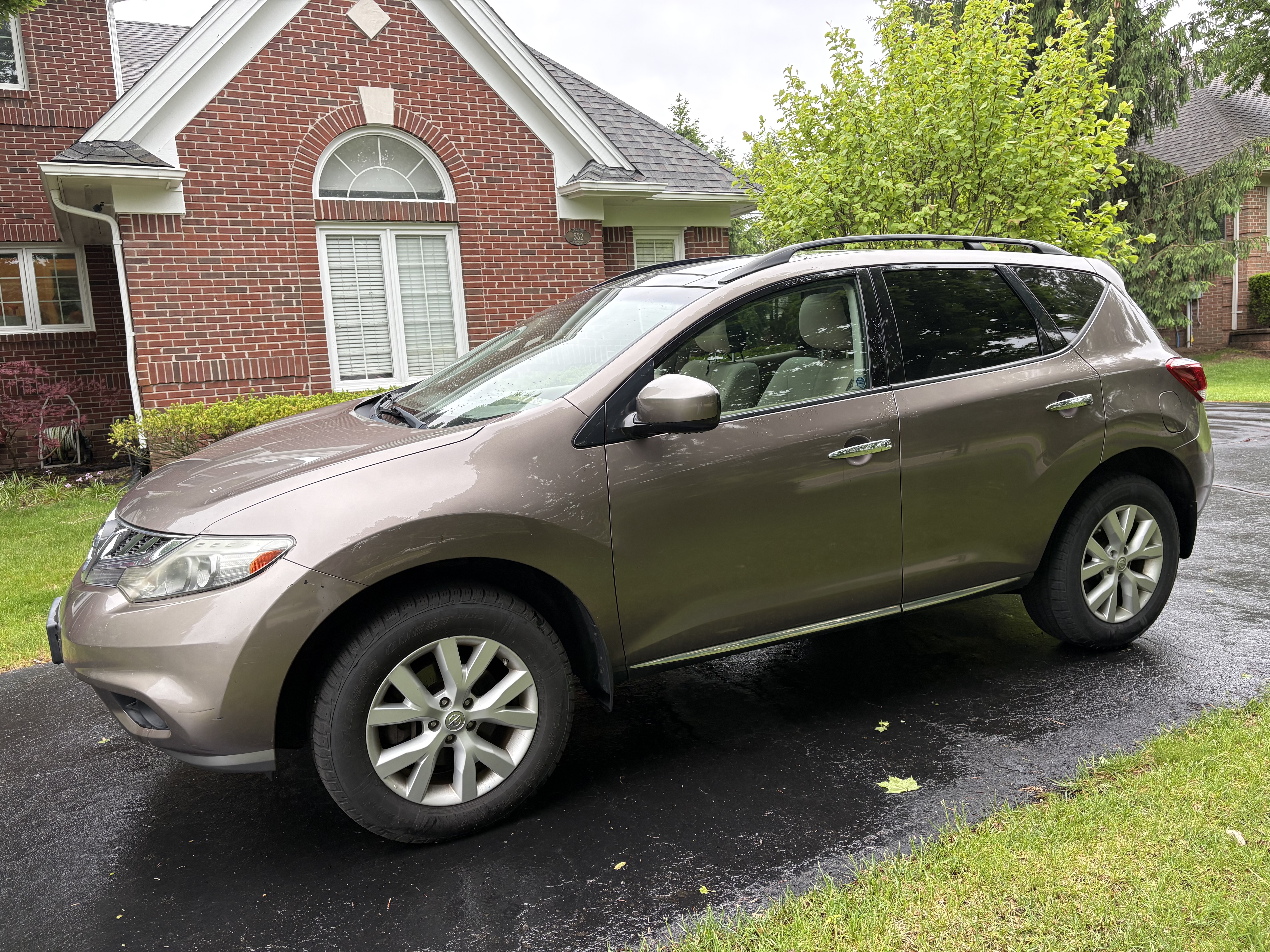 Used 2011 Nissan Murano SV AWD/4WD image 1