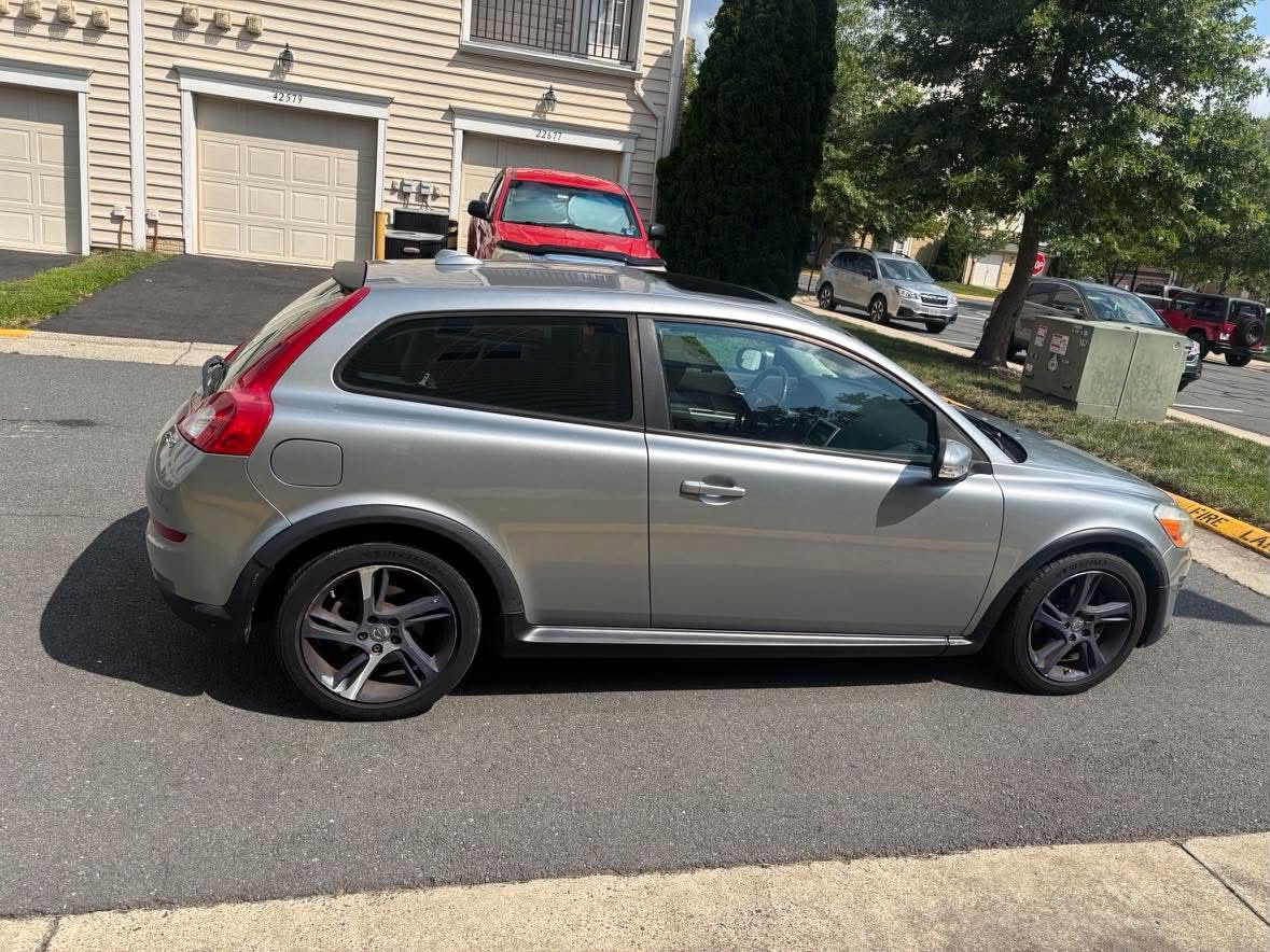 Used 2013 Volvo C30 FWD image 1