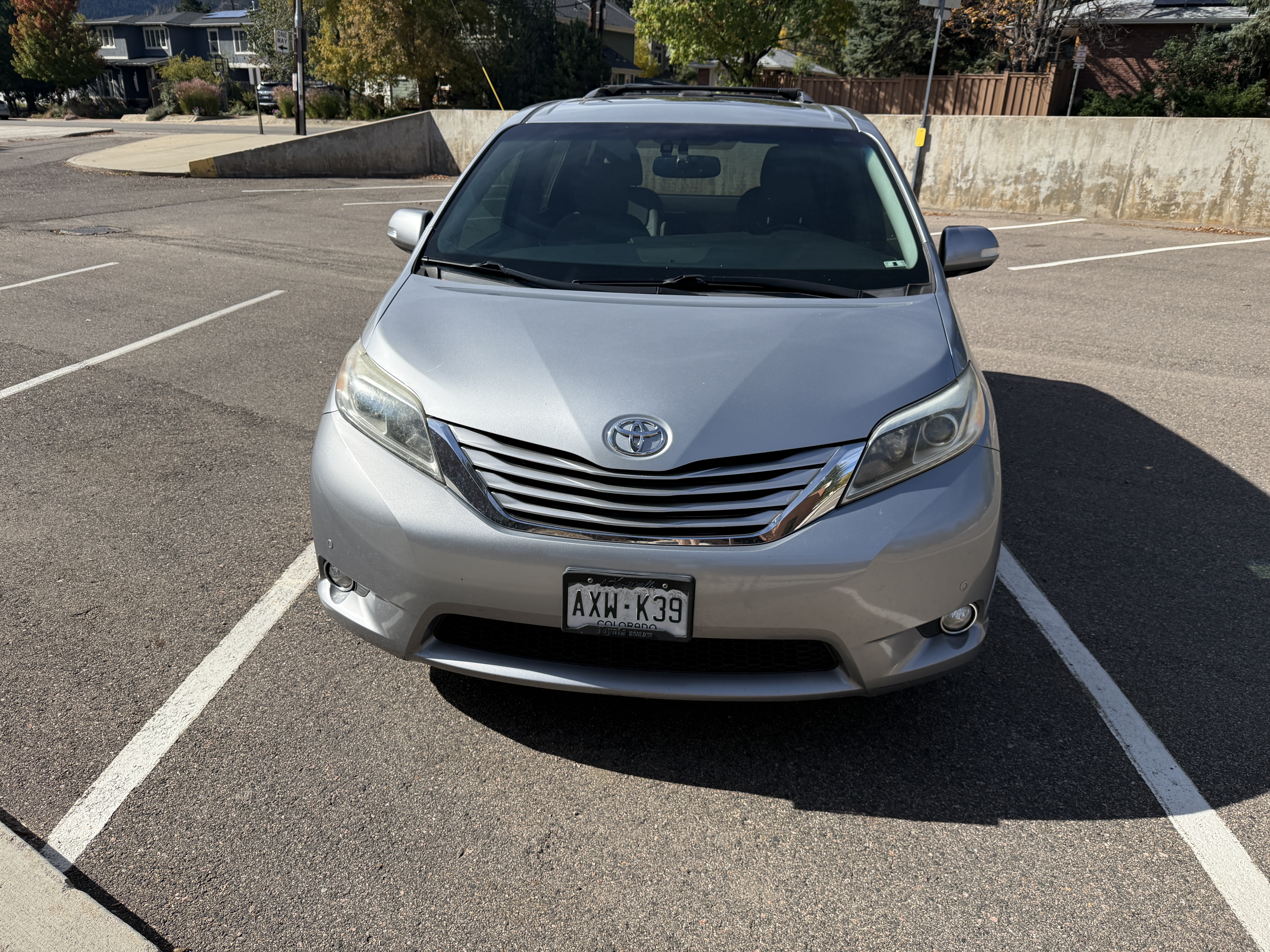 Used 2017 Toyota Sienna Limited Premium AWD/4WD image 2